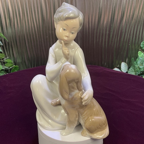 Lladro Boy with Dog #4522 - Picture 1 of 7